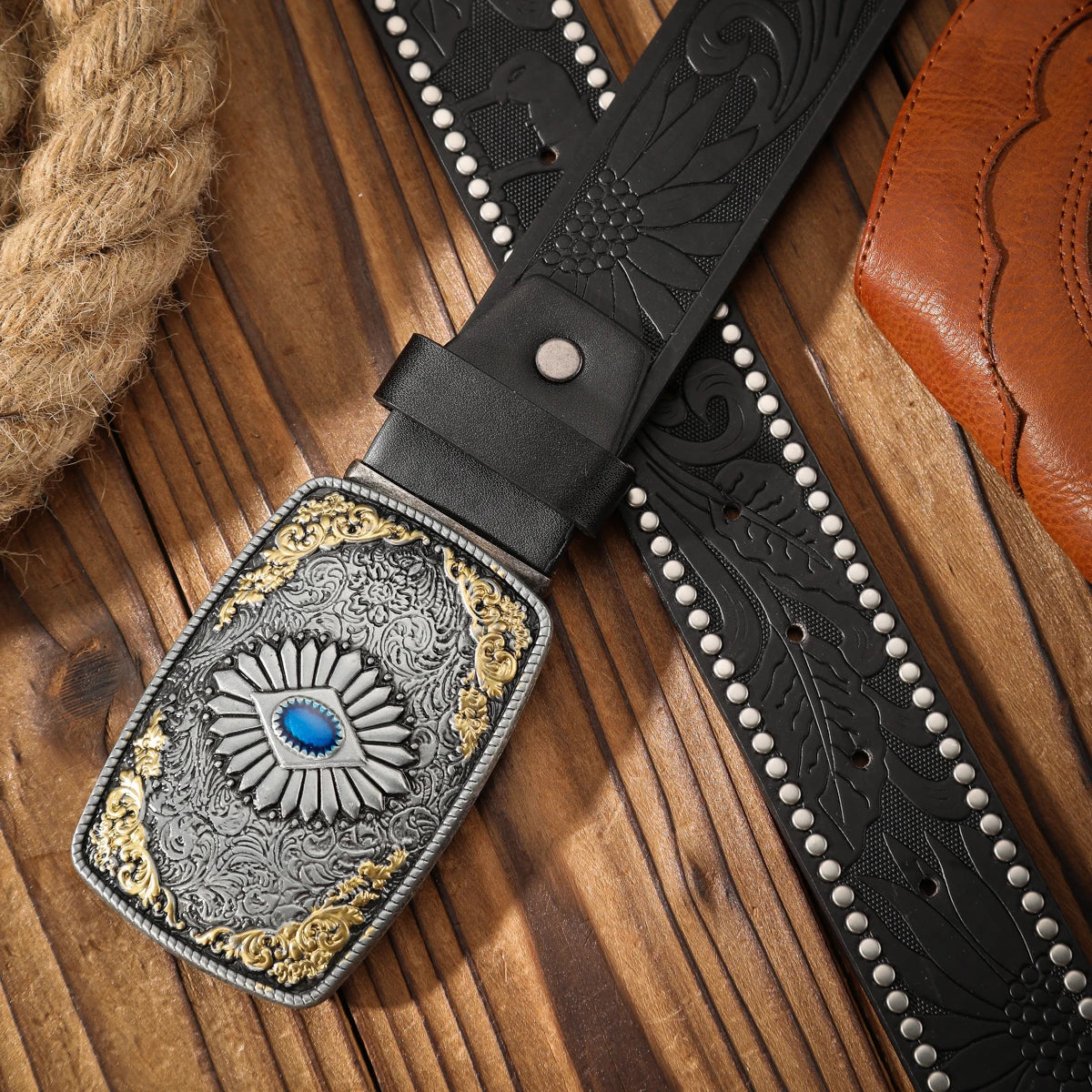 An alloy plate buckle PU material belt, suitable for both men and women, to create a personalized Western retro style