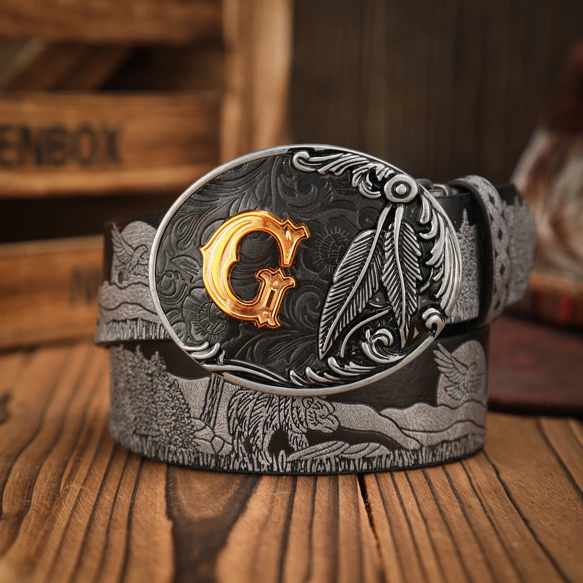 A casual, individual and retro belt, a Western-style clothing accessory, metal buckle, PU belt, suitable for both men and women