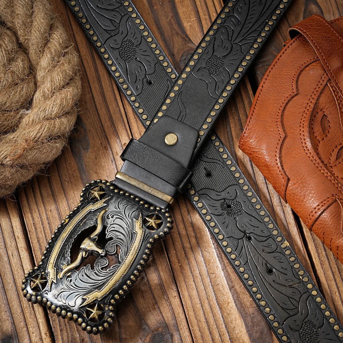 Vintage meets fashion! Alloy buckle PU belt, suitable for both men and women, to create a personalized Western style