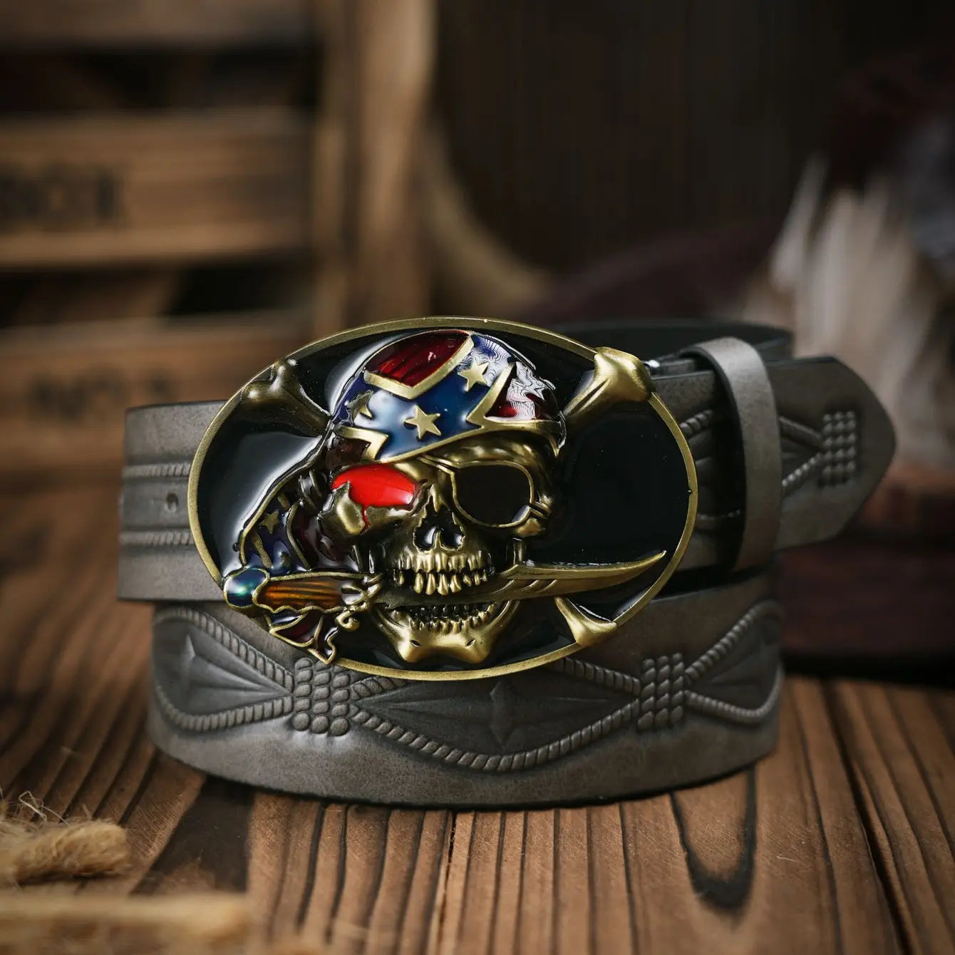 A men's and women's casual retro belt Western style! PU leather belt with metal buckle, suitable for daily work wear