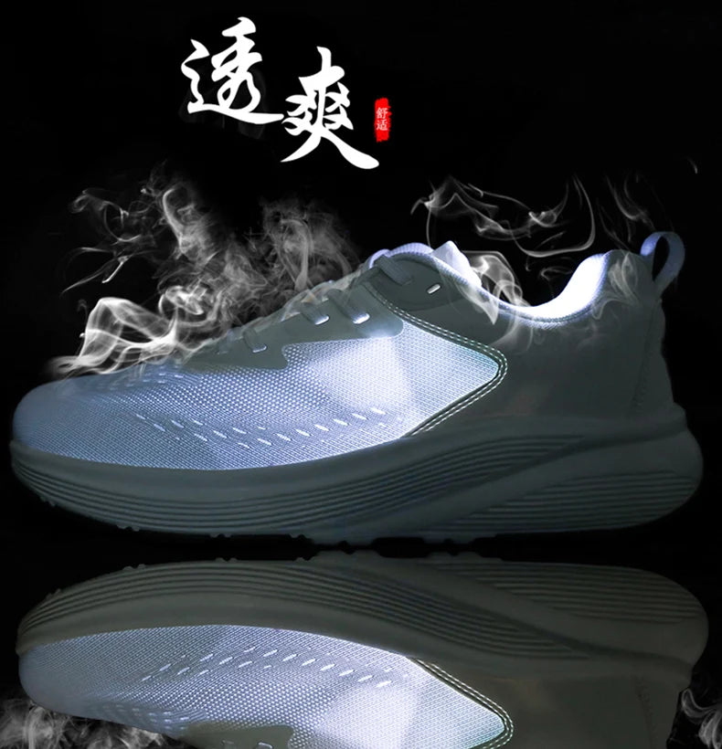 Couples breathable mesh casual sports shoes summer new non-slip outdoor running shoes plus size light men and women's sneakers
