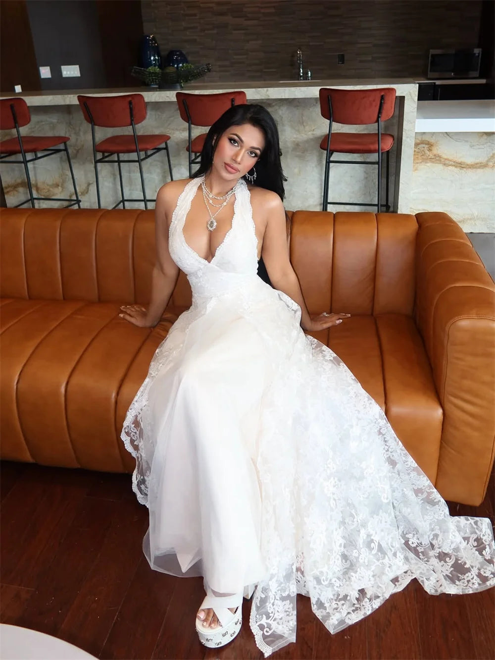 Mila Halter Neck A-Line Wedding Party Dress 2025 Sleeveless Lace Embroidery Customized Evening Dresses Zip vestidos de fiesta
