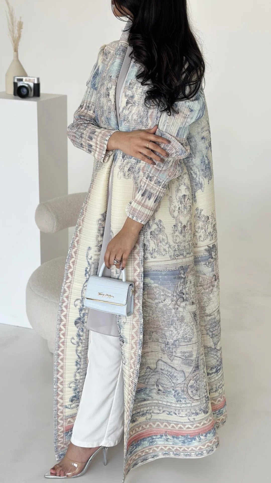 Dubai Abaya Luxury Evening Coat – Pleated Formal Cardigan Robe for Women