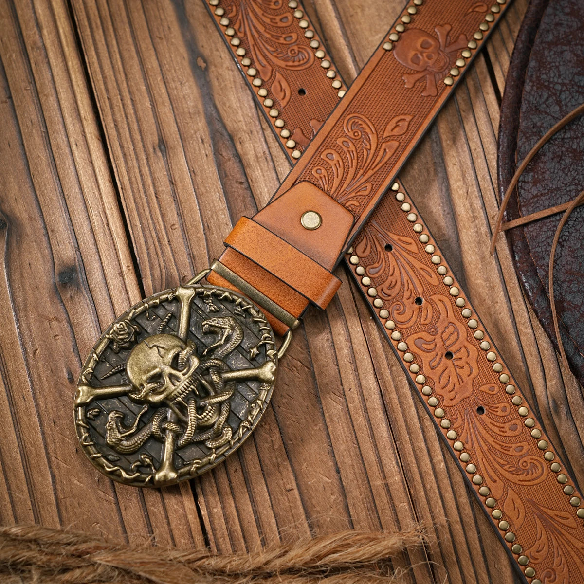 Unisex Western Style 3.8cm Wide PU Leather Belt with 3D Embossed Design - Durable & Stylish for Men & Women