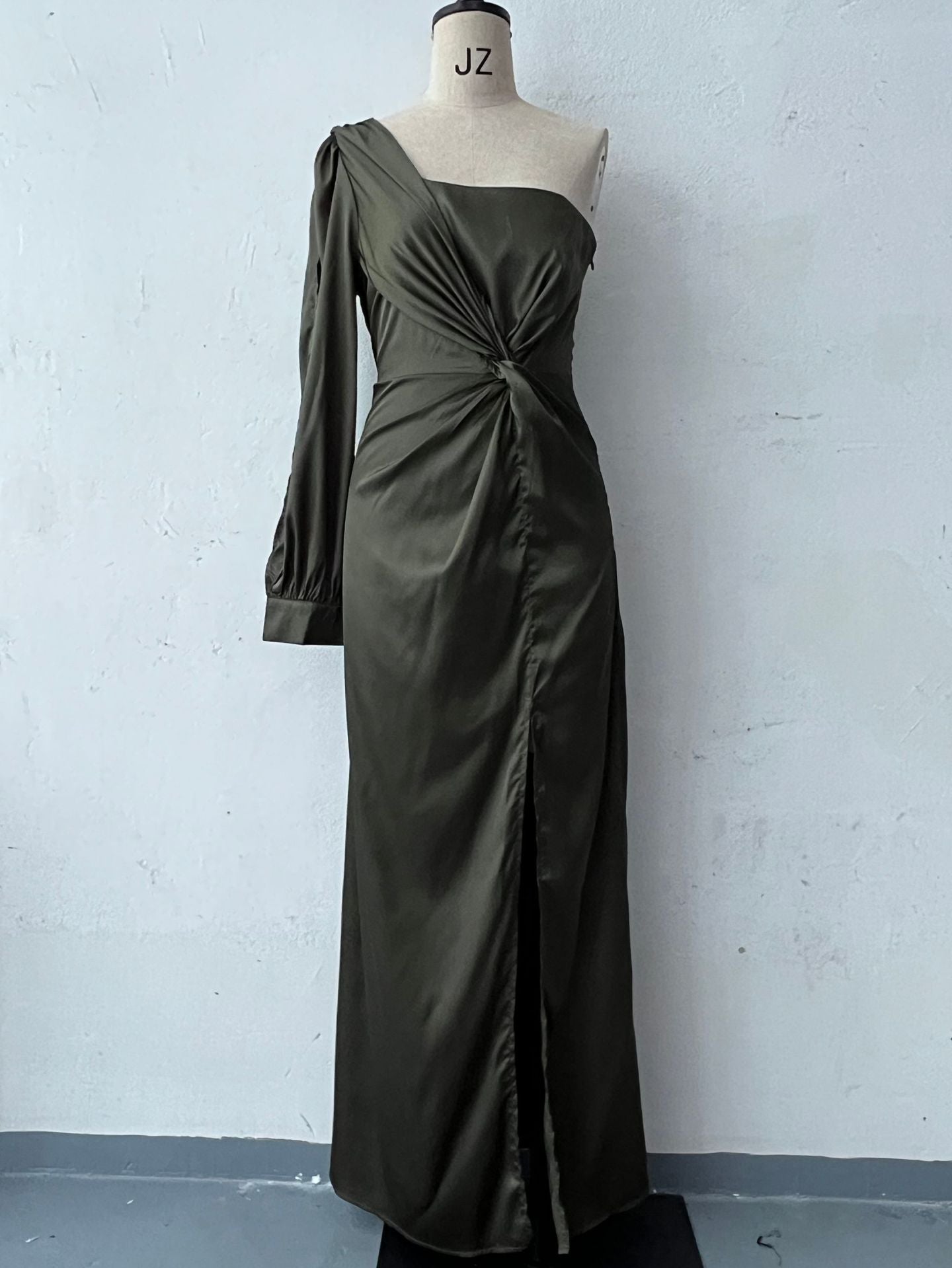 Women's One-Shoulder Long Sleeve Split Dress – Elegant Slim Fit Evening Gown