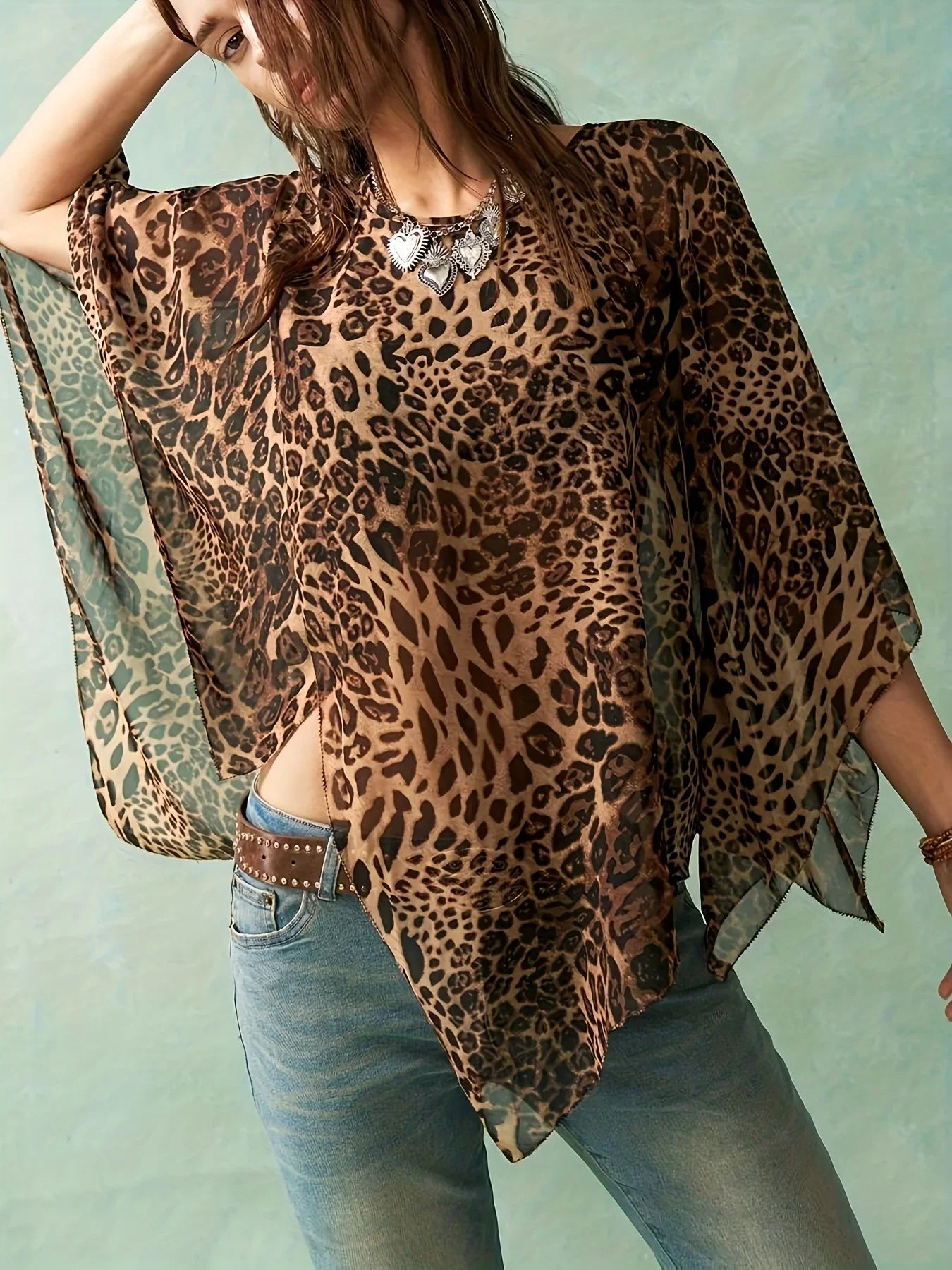 GrabliWorld Women’s Leopard Print Batwing Sleeve Blouse