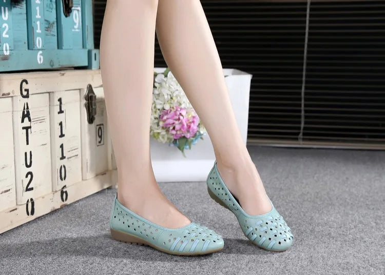 WOIZGIC Mother Women Shoes Sandals Flats Hollow Out Genuine Leather Slip On Loafers Soft Summer Beach Vintage Plus Size 42 43