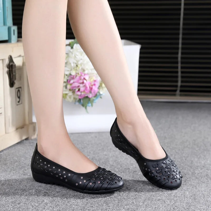 WOIZGIC Mother Women Shoes Sandals Flats Hollow Out Genuine Leather Slip On Loafers Soft Summer Beach Vintage Plus Size 42 43