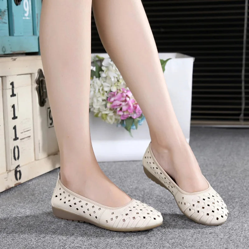 WOIZGIC Mother Women Shoes Sandals Flats Hollow Out Genuine Leather Slip On Loafers Soft Summer Beach Vintage Plus Size 42 43