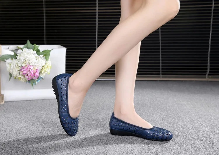 WOIZGIC Mother Women Shoes Sandals Flats Hollow Out Genuine Leather Slip On Loafers Soft Summer Beach Vintage Plus Size 42 43