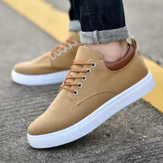 Big Size  New Breathable Work Shoes for Men's Running Leisure Thick Soled Board Shoes Men's Sports Shoes