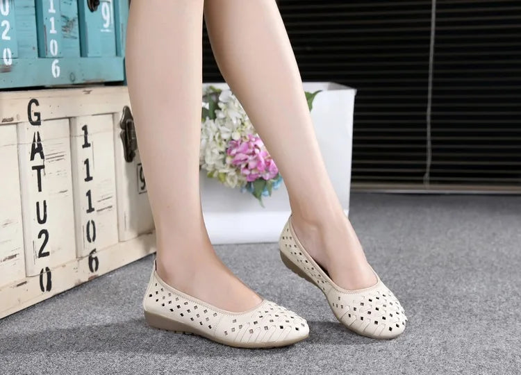 WOIZGIC Mother Women Shoes Sandals Flats Hollow Out Genuine Leather Slip On Loafers Soft Summer Beach Vintage Plus Size 42 43