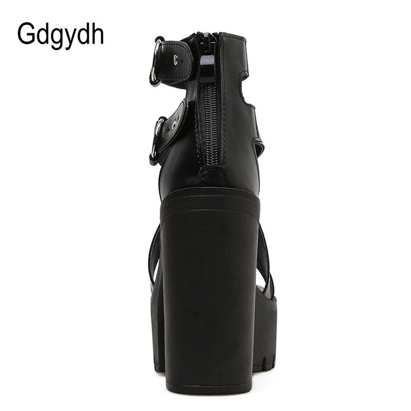 صنادل Gdgydh الصيفية النسائية ذات المنصة الصلبة ذات المقدمة المفتوحة على طراز روما بكعب عالٍ وإبزيم عصري للنساء
