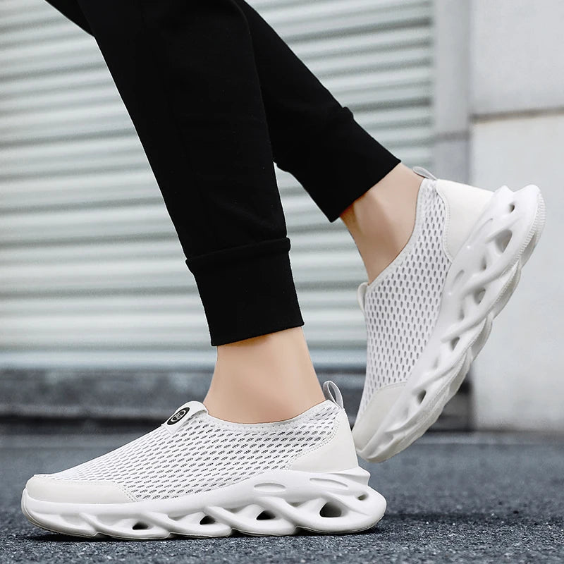 Men Casual Sport Shoes Breathable Lightweight Sneakers Outdoor Mesh Black Running Shoes Athletic Jogging Tenis Walking Shoes