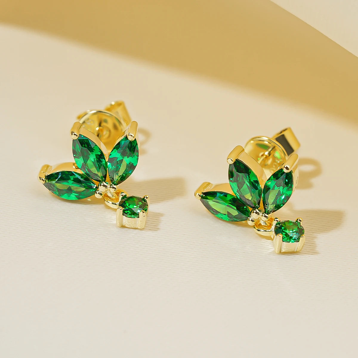 Lnngy Oval/Marqusie Cut Artificial Emerald Stud Earring for Women ohrringe silber 925 Sterling Silver Earring Daily Jewelry Gift