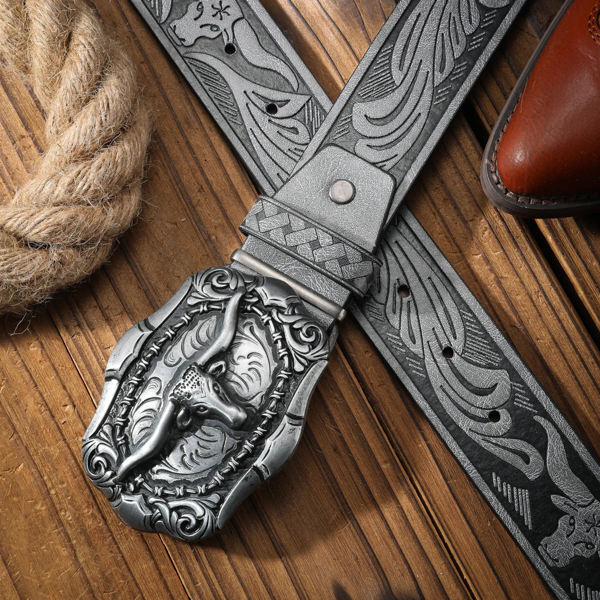 Vintage meets fashion! PU alloy buckle belt, suitable for both men and women, to create a personalized Western style