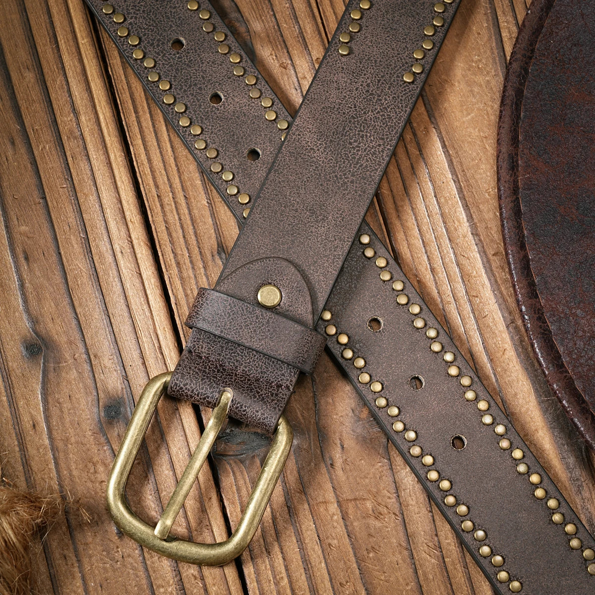 Vintage and fashion collision! PU leather alloy buckle waistband, for both men and women, to create a personalized western style
