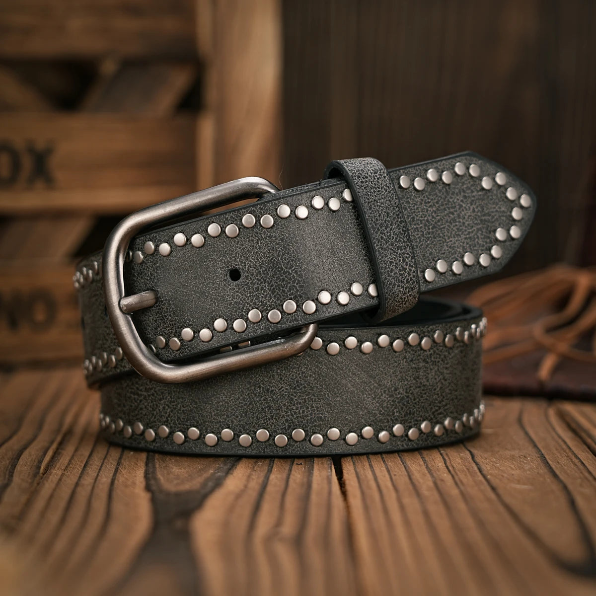 Vintage and fashion collision! PU leather alloy buckle waistband, for both men and women, to create a personalized western style