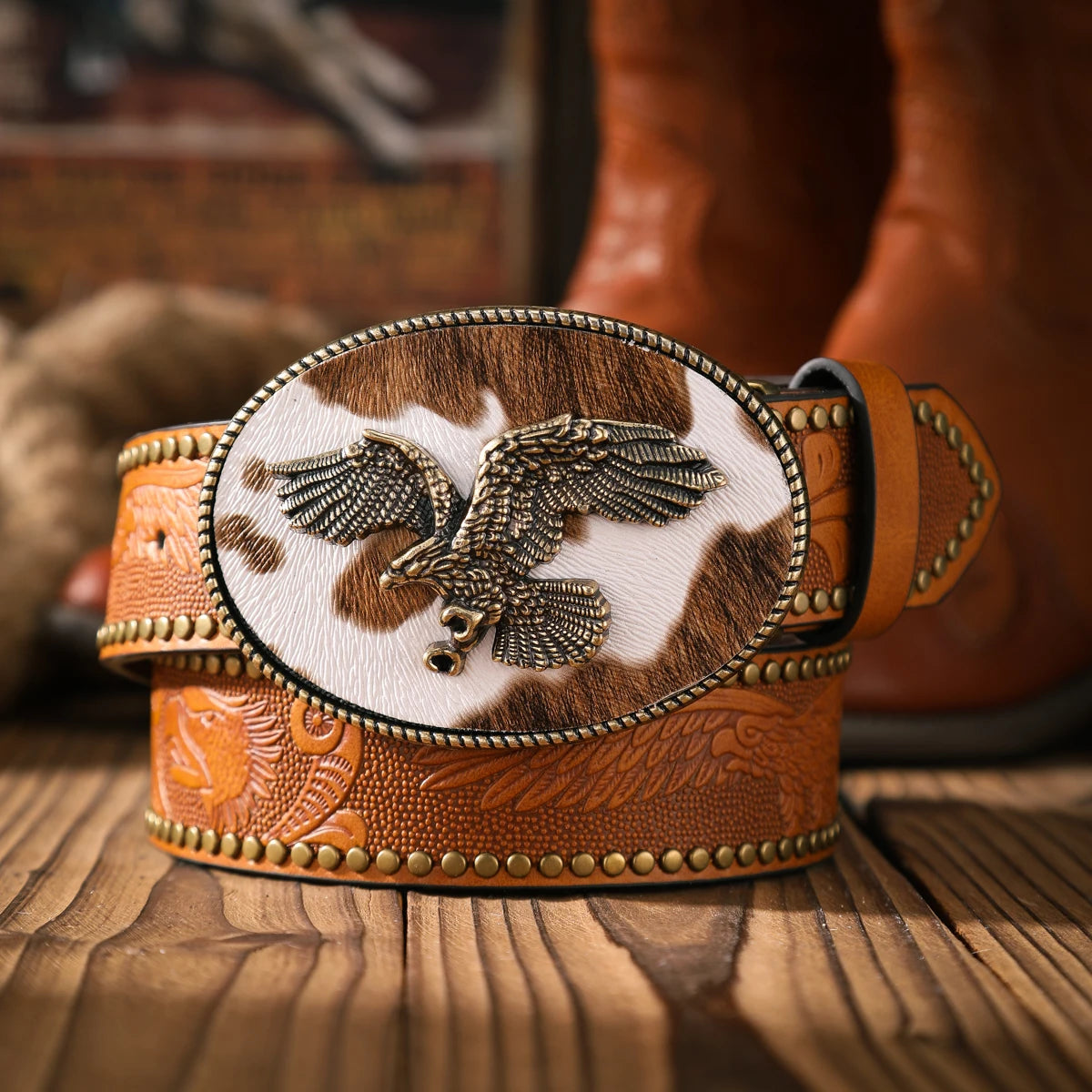 A casual and retro belt, a waist accessory for Western-style clothing, metal buckle, PU belt, suitable for both men and women