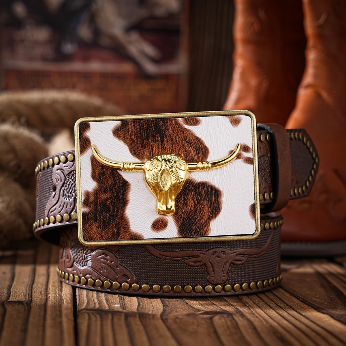 A Western-style PU material belt for both men and women, a casual, retro and classic personalized belt