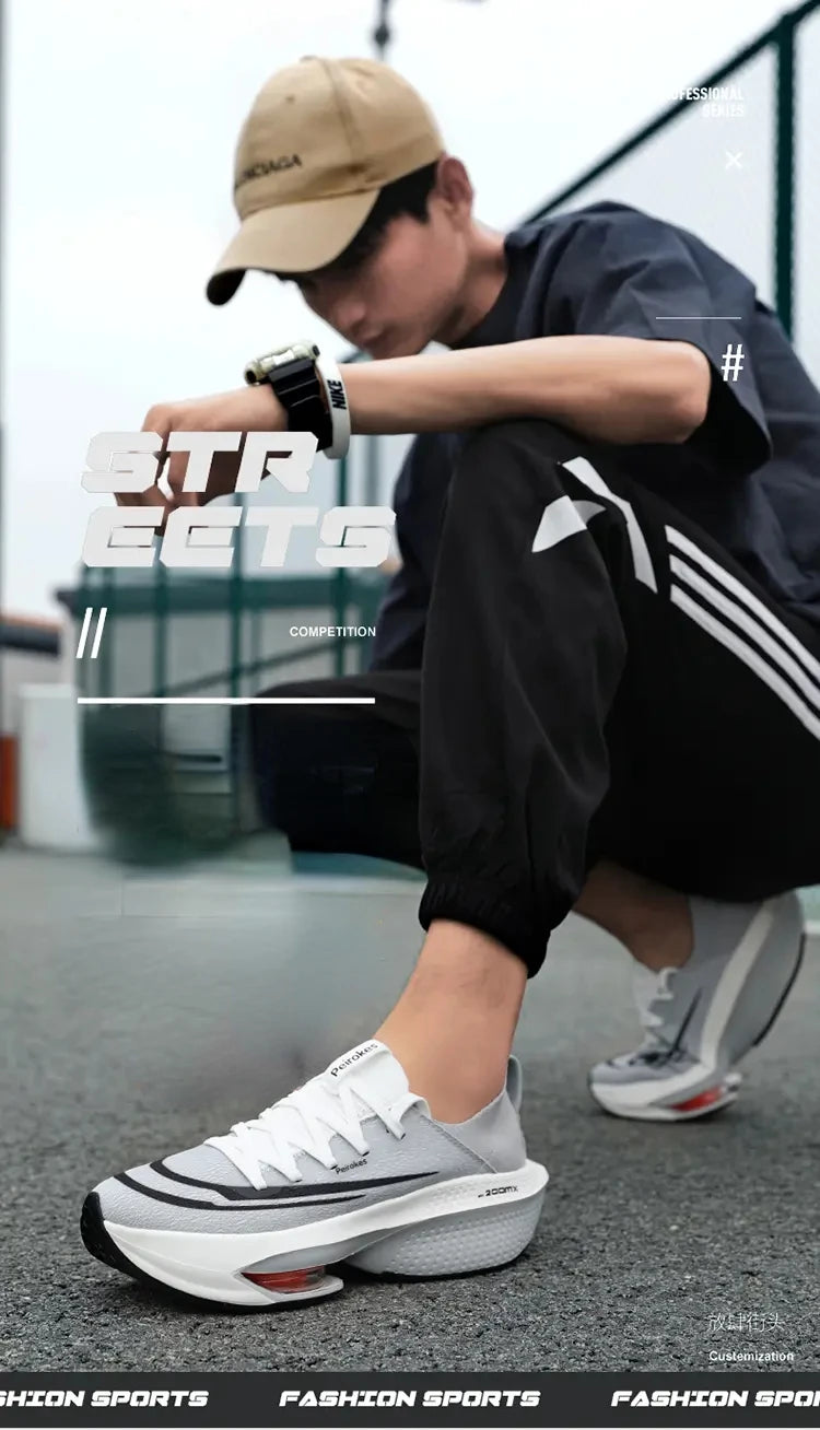 Fashion trend hollow breathable sports shoes comfortable wear-resistant couple running shoes lightweight sports shoes