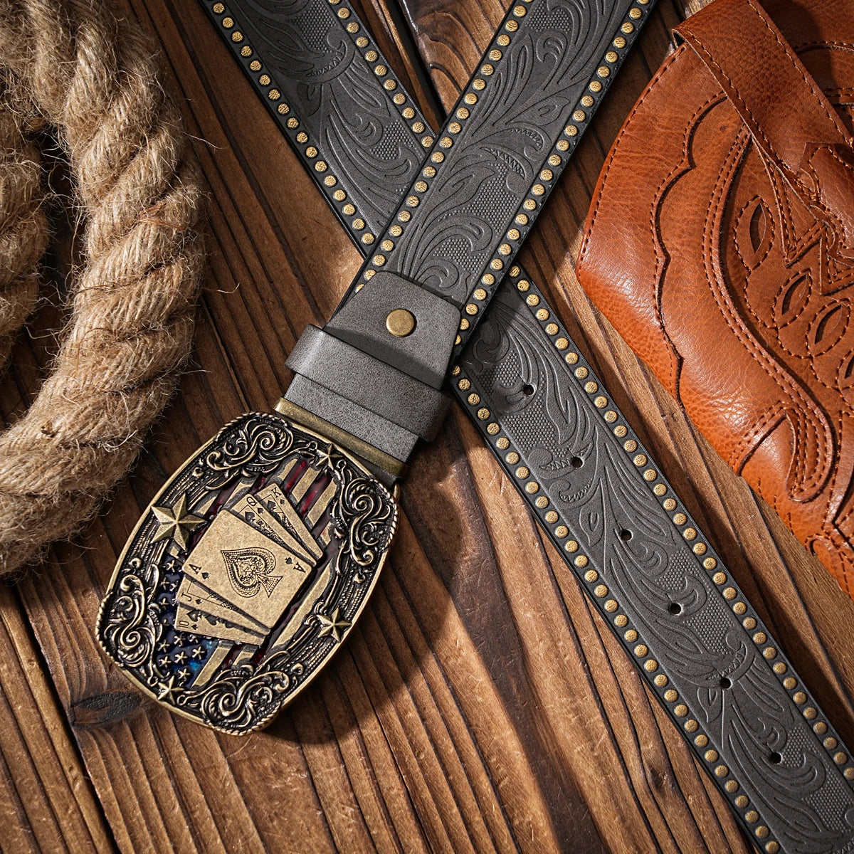 A Western-style PU material belt for both men and women, a casual, retro and classic personalized belt
