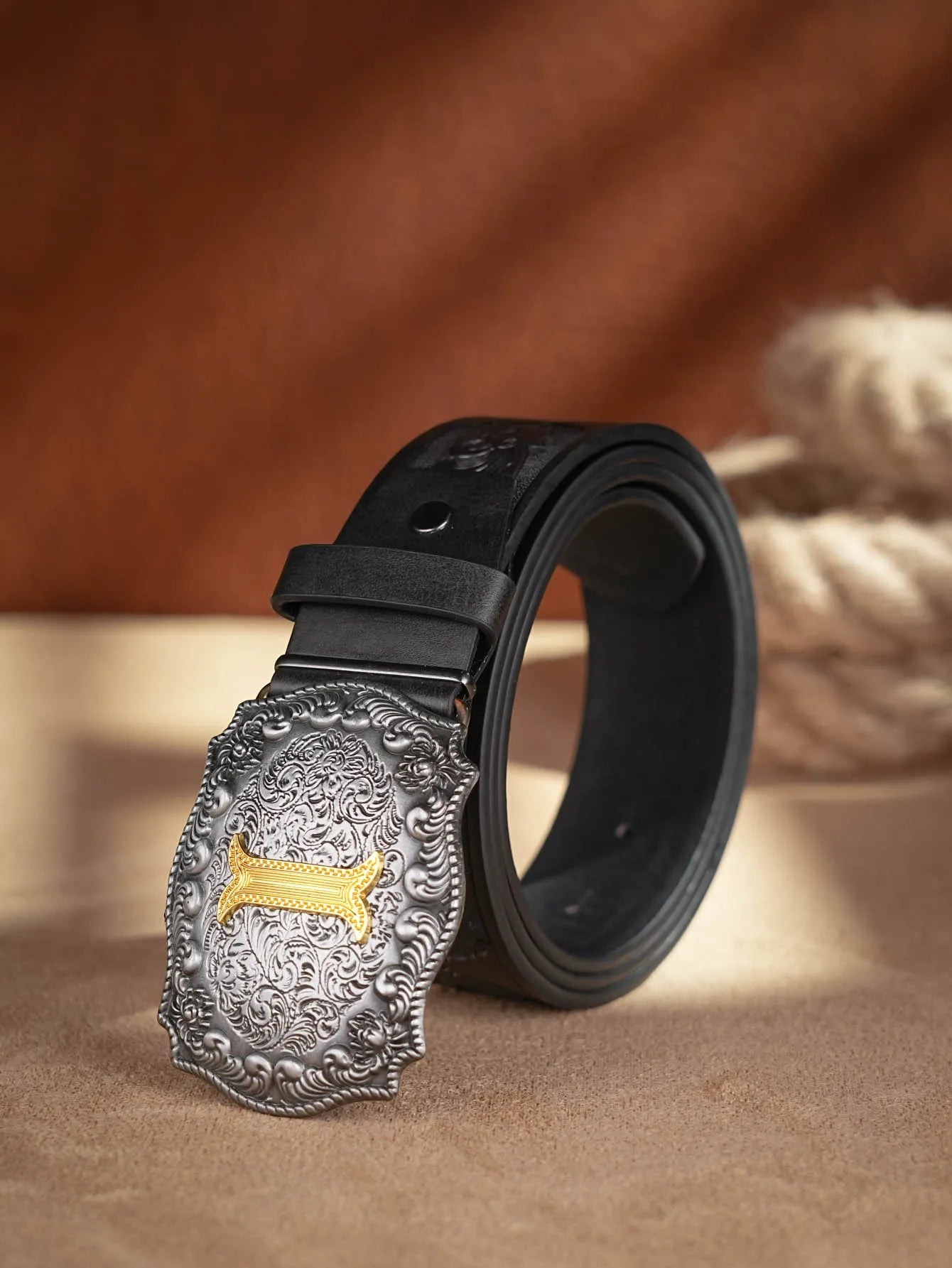 Western Cowboy PU Leather Belt - Men Waist Strap Bull Decoration Floral Engraved for Jeans