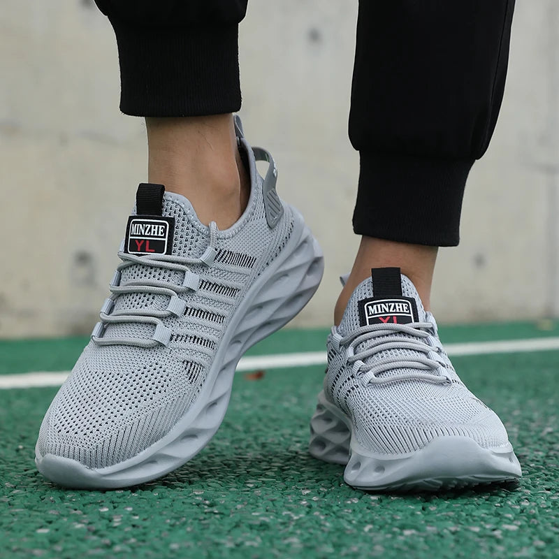 Men's casual shoes fashion sneakers breathable running shoes mesh lightweight outdoor walking training tennis shoes plus size