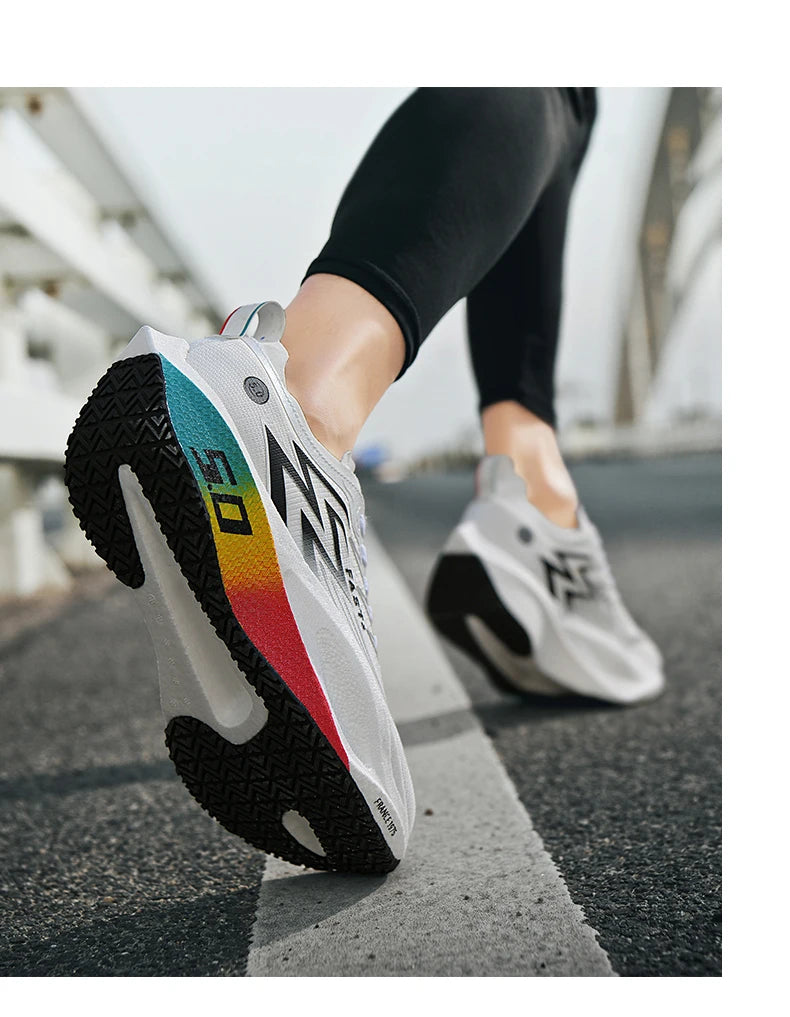 Men's Sports Shoes Cushioning Non-Slip Flat Wear Resistant Sneakers Mesh Breathable Platform Soft Running Shoes for Man
