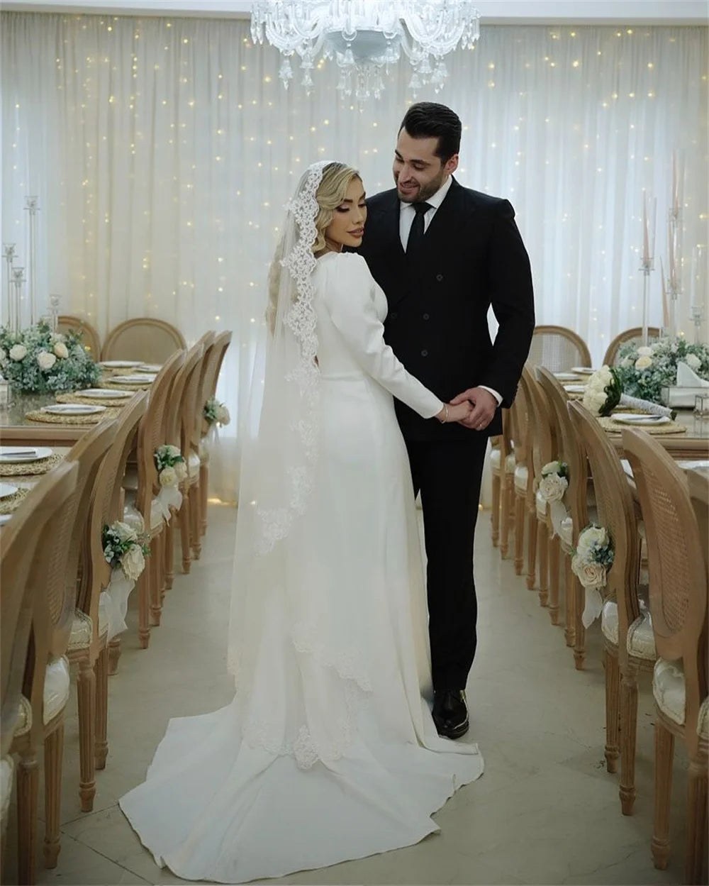 Mila White Square Collar Wedding Party Dresses Customized Long Sleeve Evening Dresses Court Train Elegant vestidos de fiesta