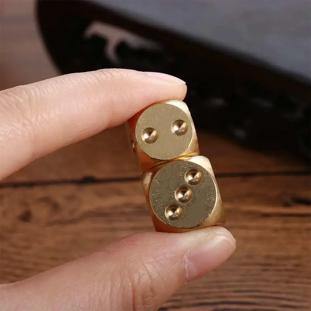 2PCS Pure Copper Dice Funny Party Bar KTV Chess And Card Games Stress Relief Toys For Anxiety Juegos De Mesa Divertidos