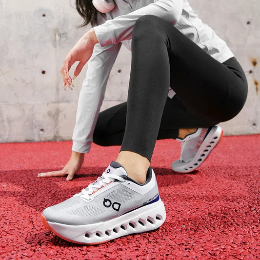 Original Men Women Comfortable Shoes Unisex Breathable Mesh Walking On Ultralight Outdoor Running Casual Sneakers Clouds Shoes
