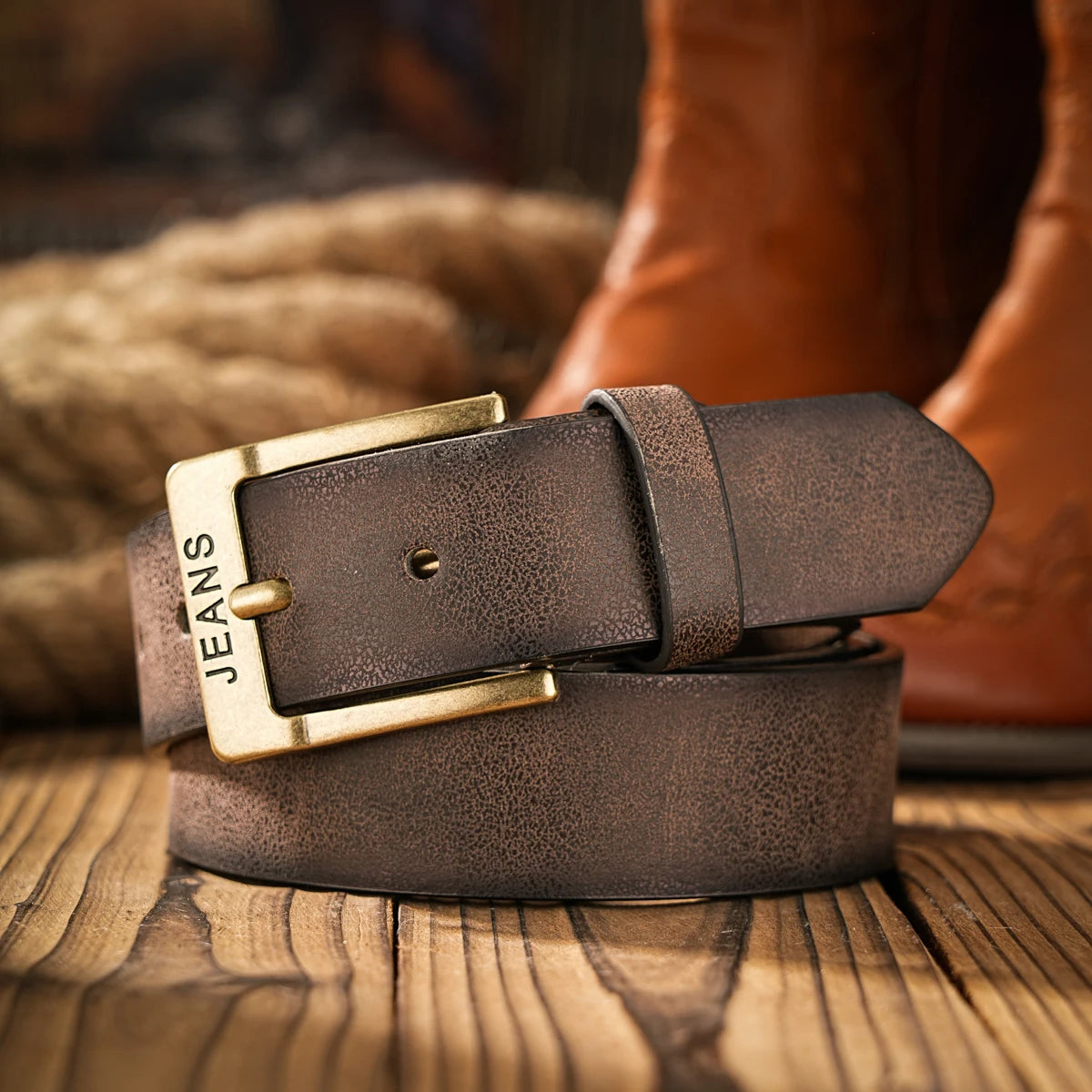 Vintage meets fashion! Alloy buckle PU belt, suitable for both men and women, to create a personalized Western style