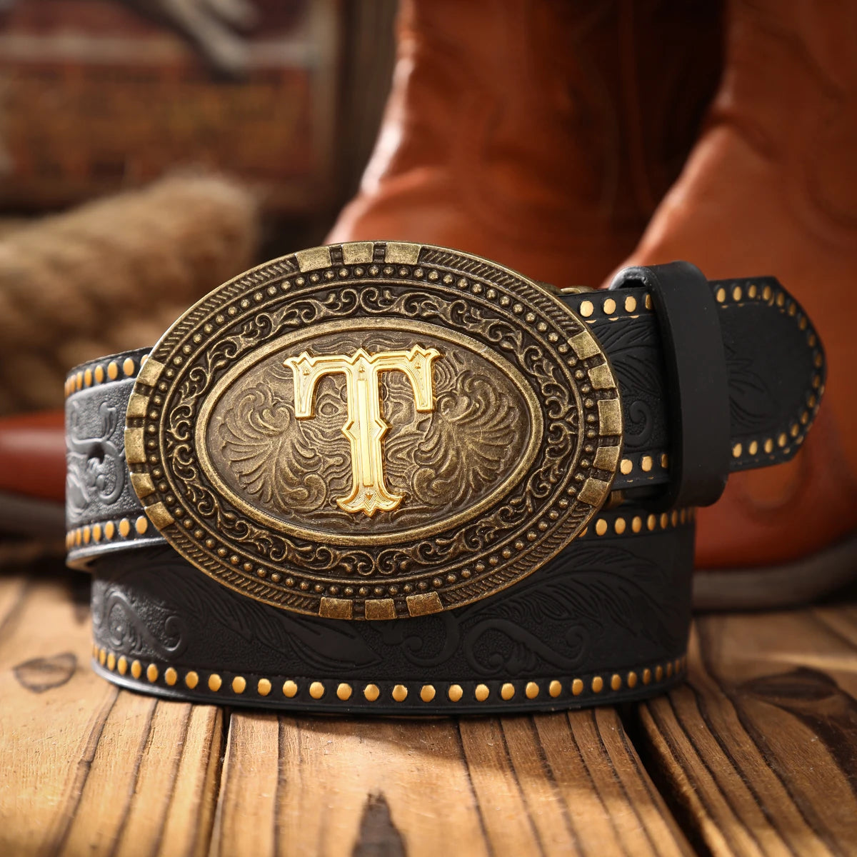 A men's and women's casual retro belt Western style! PU leather belt with metal buckle, suitable for daily work wear