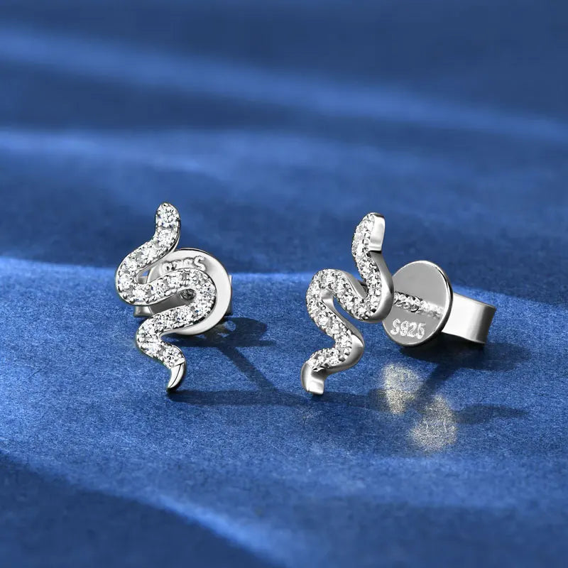 Lnngy Certified 925 Sterling Silver Snake Shape Stud Earrings 1.1MM*1.0MM*0.9MM Moissanite Earring for Women Daily Jewelry Gift