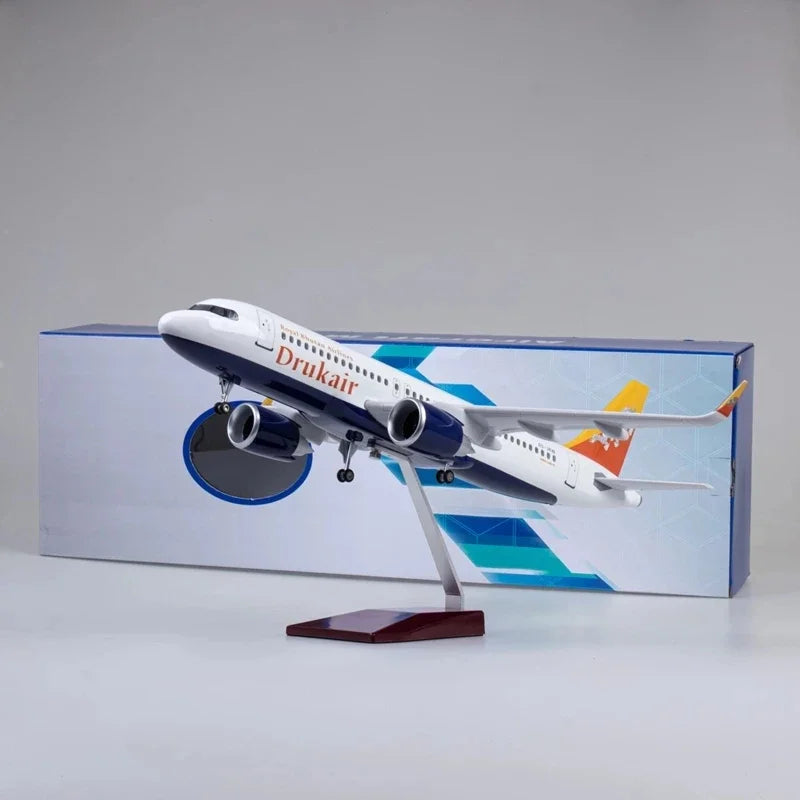 1/80 Scale 47 cm Bhutan Drukair Airlines A320 Neo With Lighting And Wheels Die-cast Resin Collection Home Decor Display