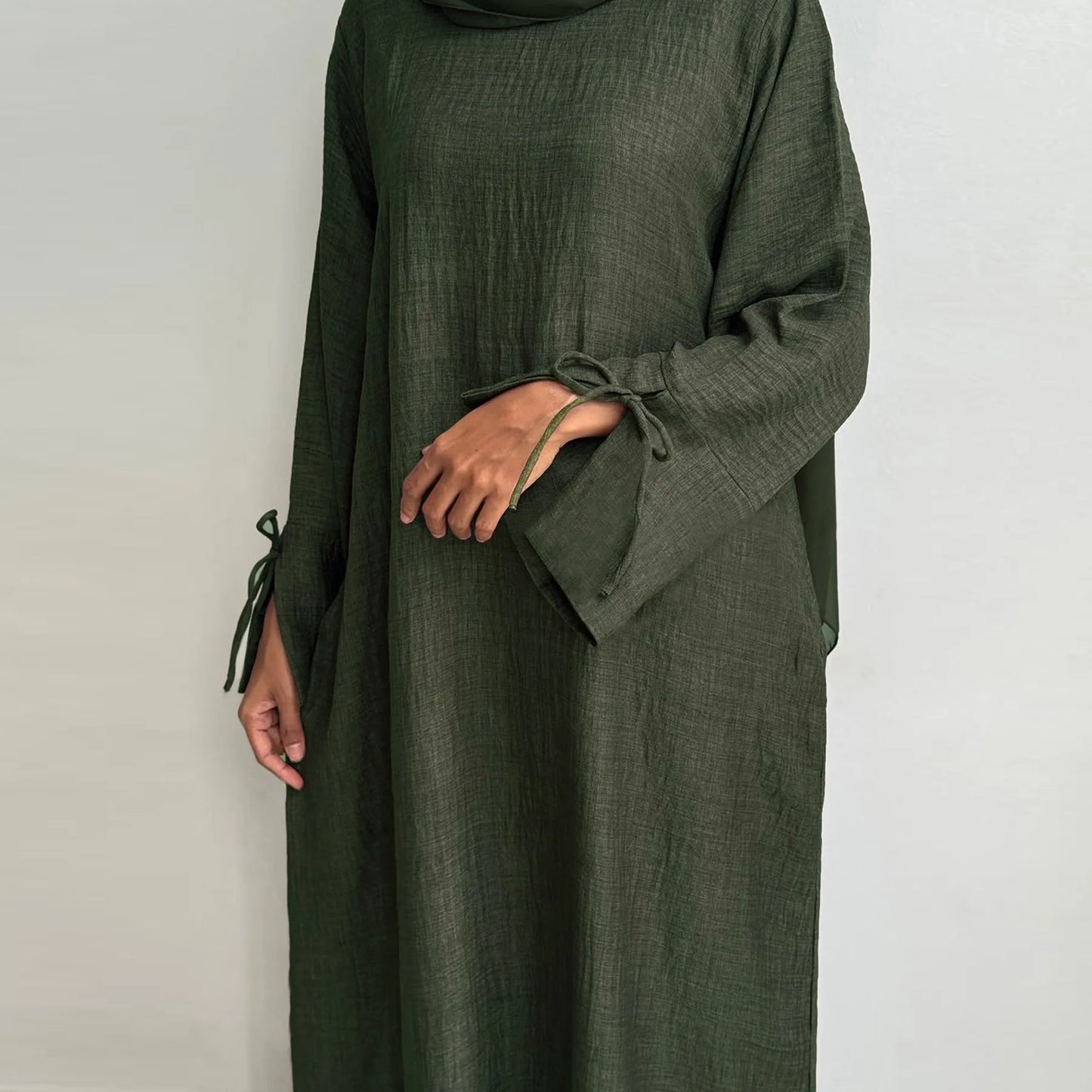 Loose Closed Abaya Dress New Women Pullover Muslim Dress Slit Cuffs Casual Hijabi Outwear Dubai Islamic Arab Clothing Ramadan