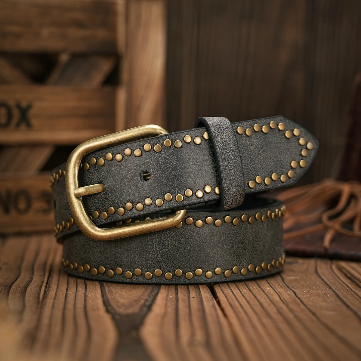 Vintage and fashion collision! PU leather alloy buckle waistband, for both men and women, to create a personalized western style