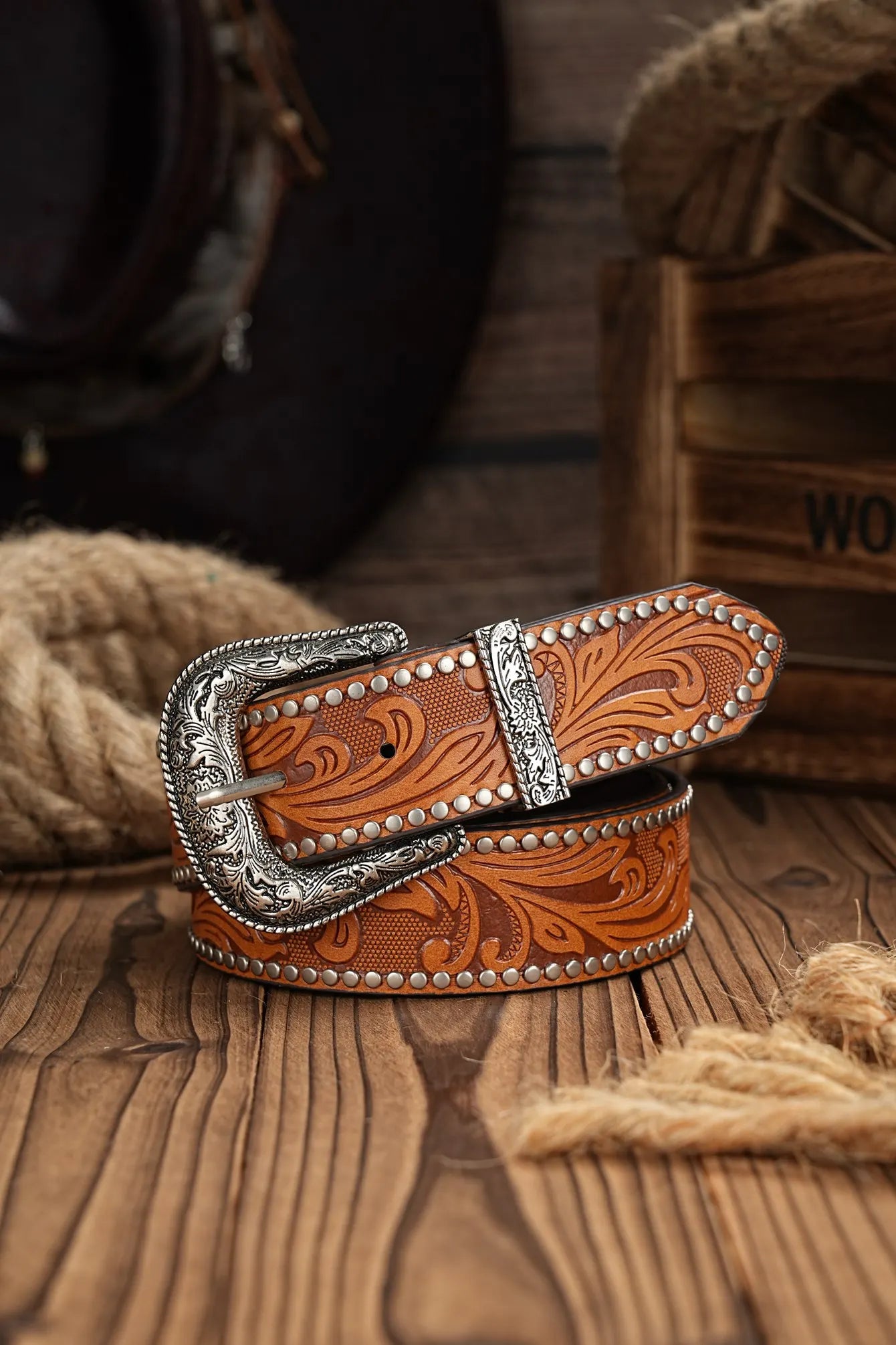 Western Cowboy PU Leather Belt - Men Waist Strap Bull Decoration Floral Engraved for Jeans
