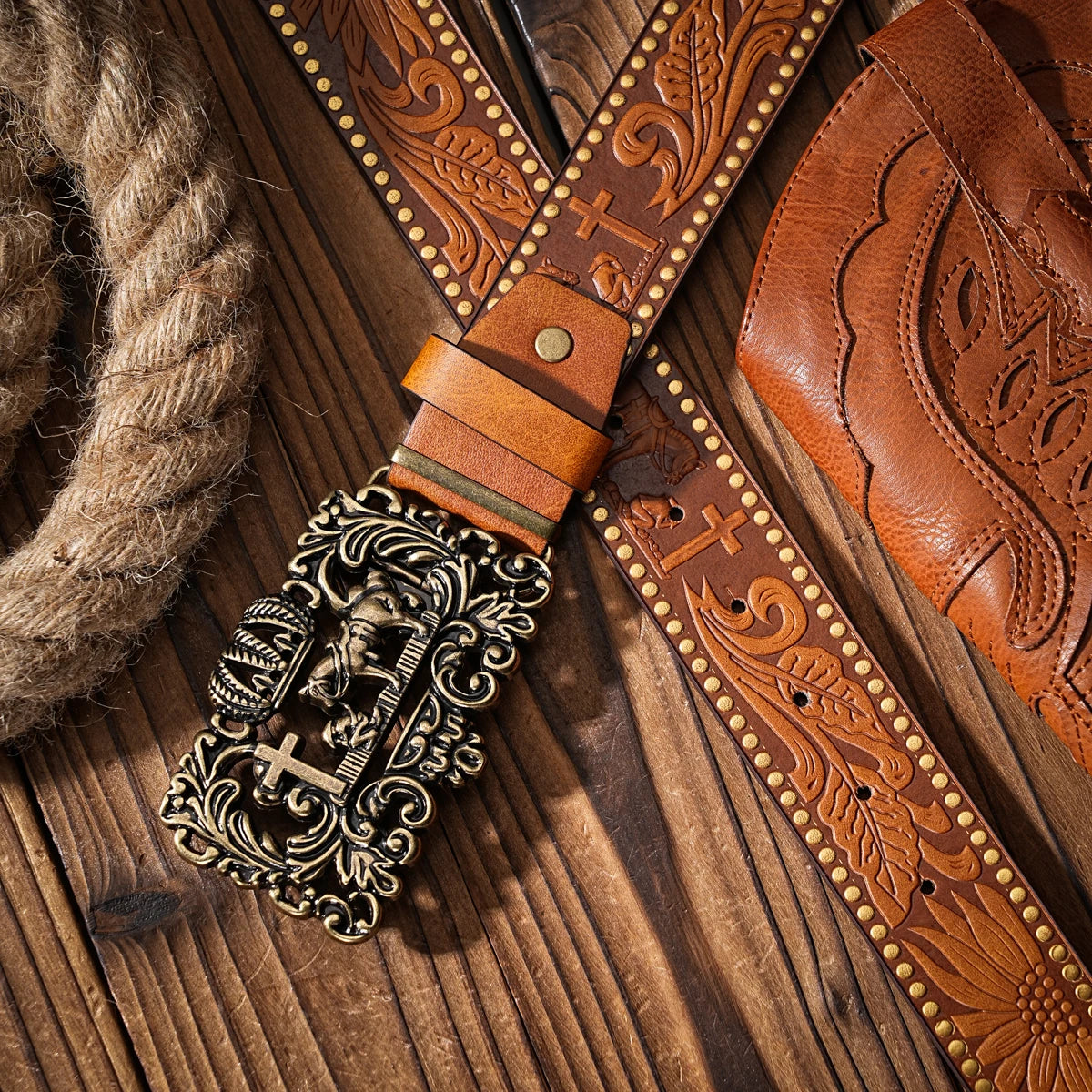 A Western-style PU material belt for both men and women, a casual, retro and classic personalized belt