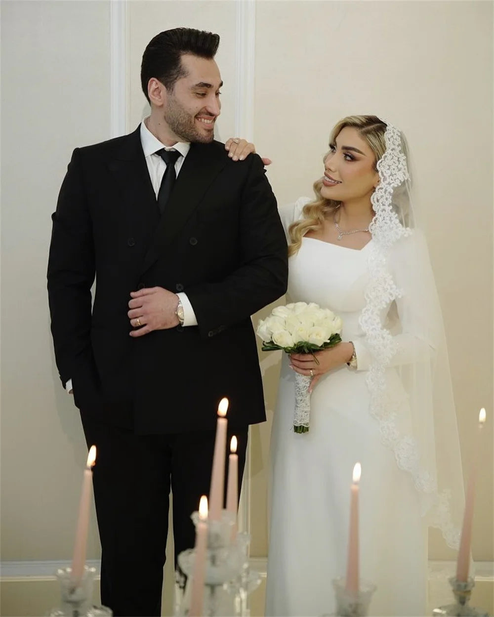 Mila White Square Collar Wedding Party Dresses Customized Long Sleeve Evening Dresses Court Train Elegant vestidos de fiesta