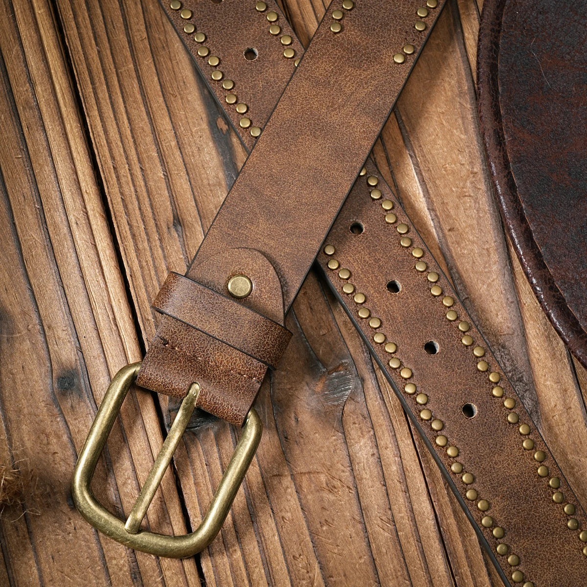 Vintage and fashion collision! PU leather alloy buckle waistband, for both men and women, to create a personalized western style