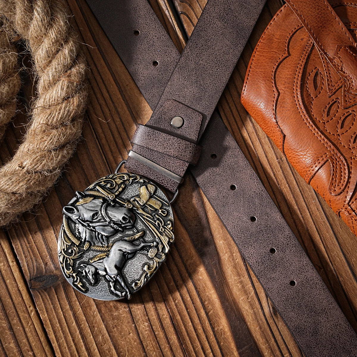 A Western-style PU material belt for both men and women, a casual, retro and classic personalized belt