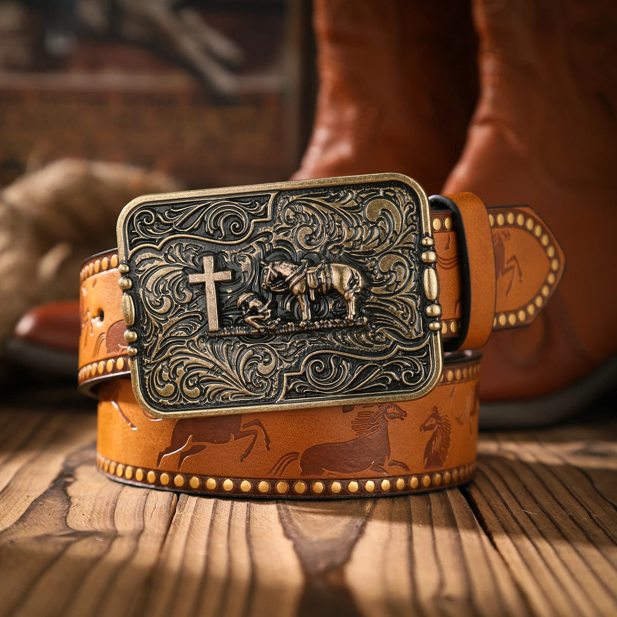 A casual and retro belt, a waist accessory for Western-style clothing, metal buckle, PU belt, suitable for both men and women
