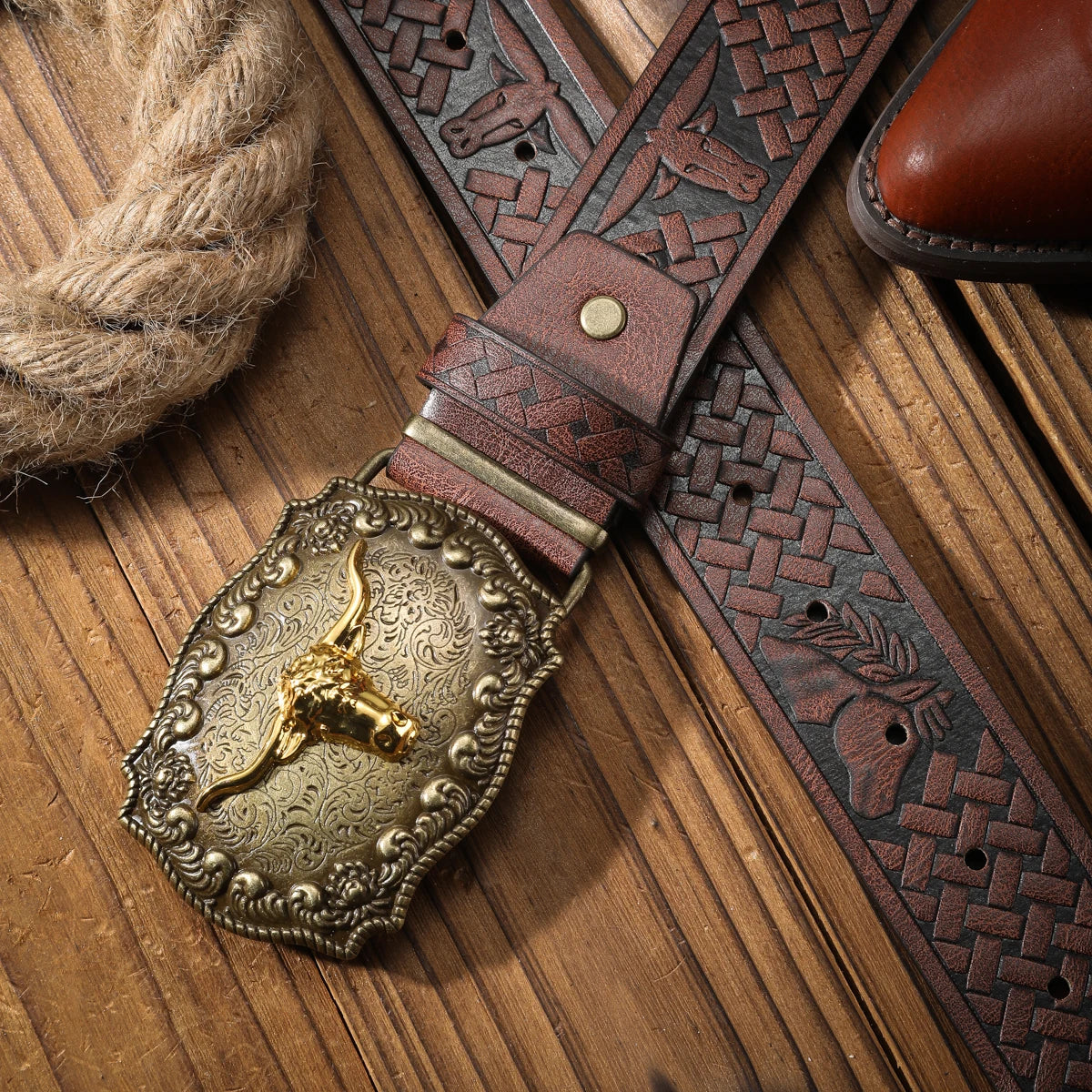 Vintage meets fashion! PU alloy buckle belt, suitable for both men and women, to create a personalized Western style