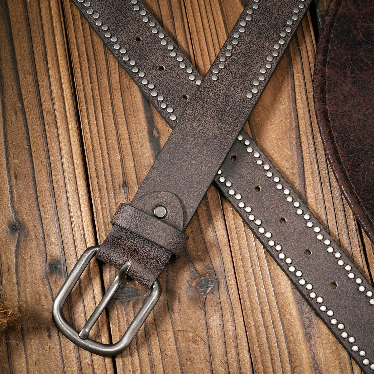 Vintage and fashion collision! PU leather alloy buckle waistband, for both men and women, to create a personalized western style