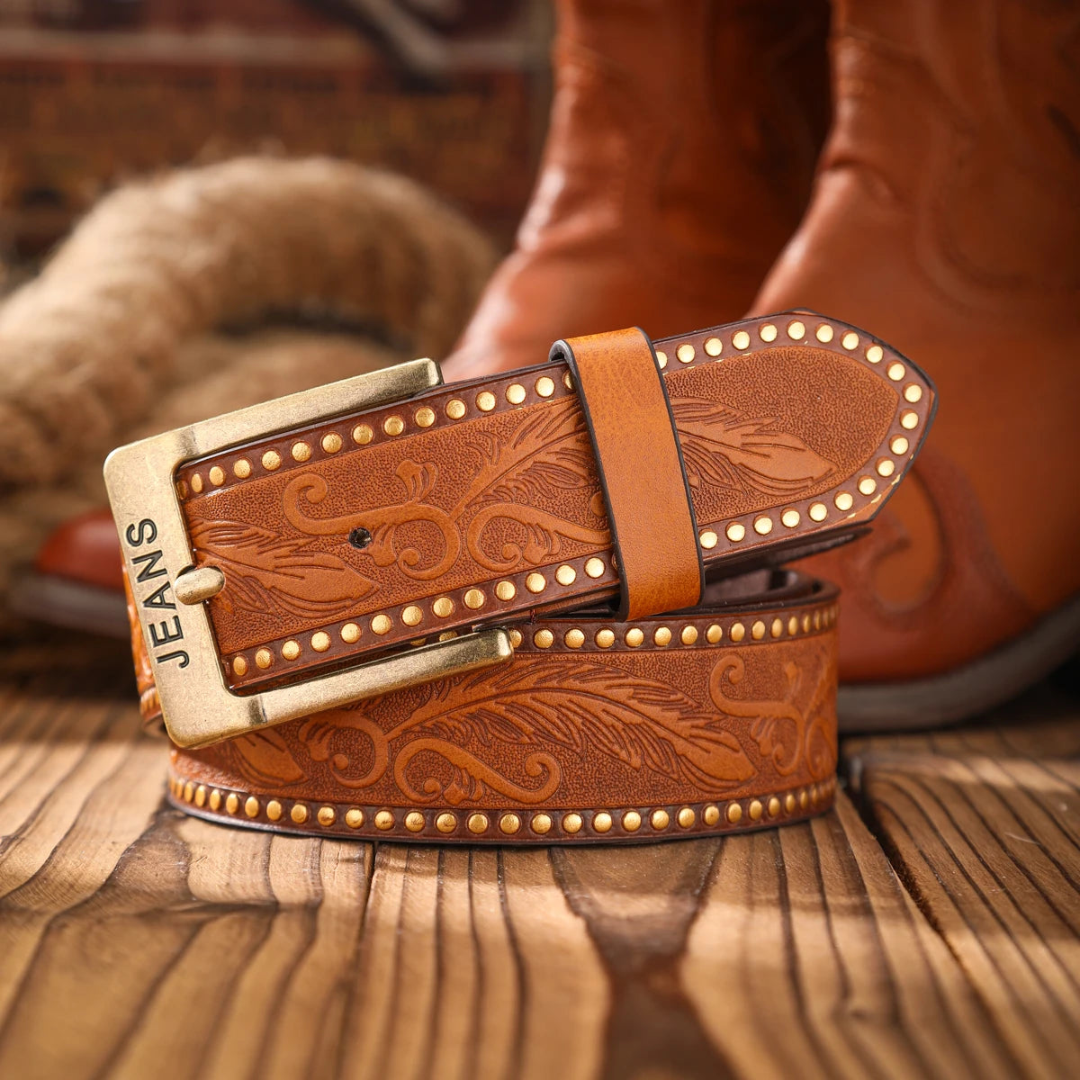 Vintage meets fashion!  Alloy buckle PU belt, suitable for both men and women, to create a personalized Western style