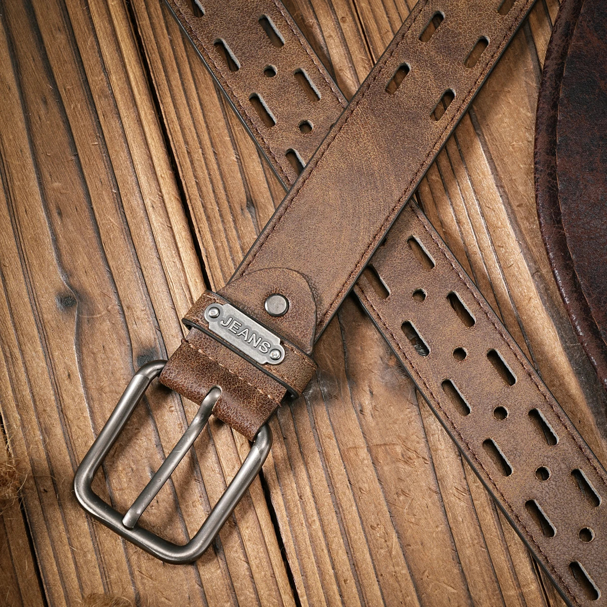 Vintage and fashion collision! PU leather alloy buckle waistband, for both men and women, to create a personalized western style