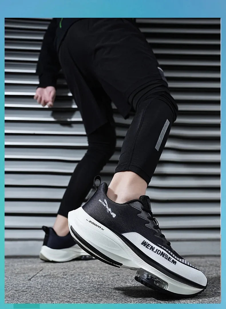 Men's Breathable Sports Shoes Summer Collection Mesh Fabric Double Air Cushion Running Shoes Korean Style The New