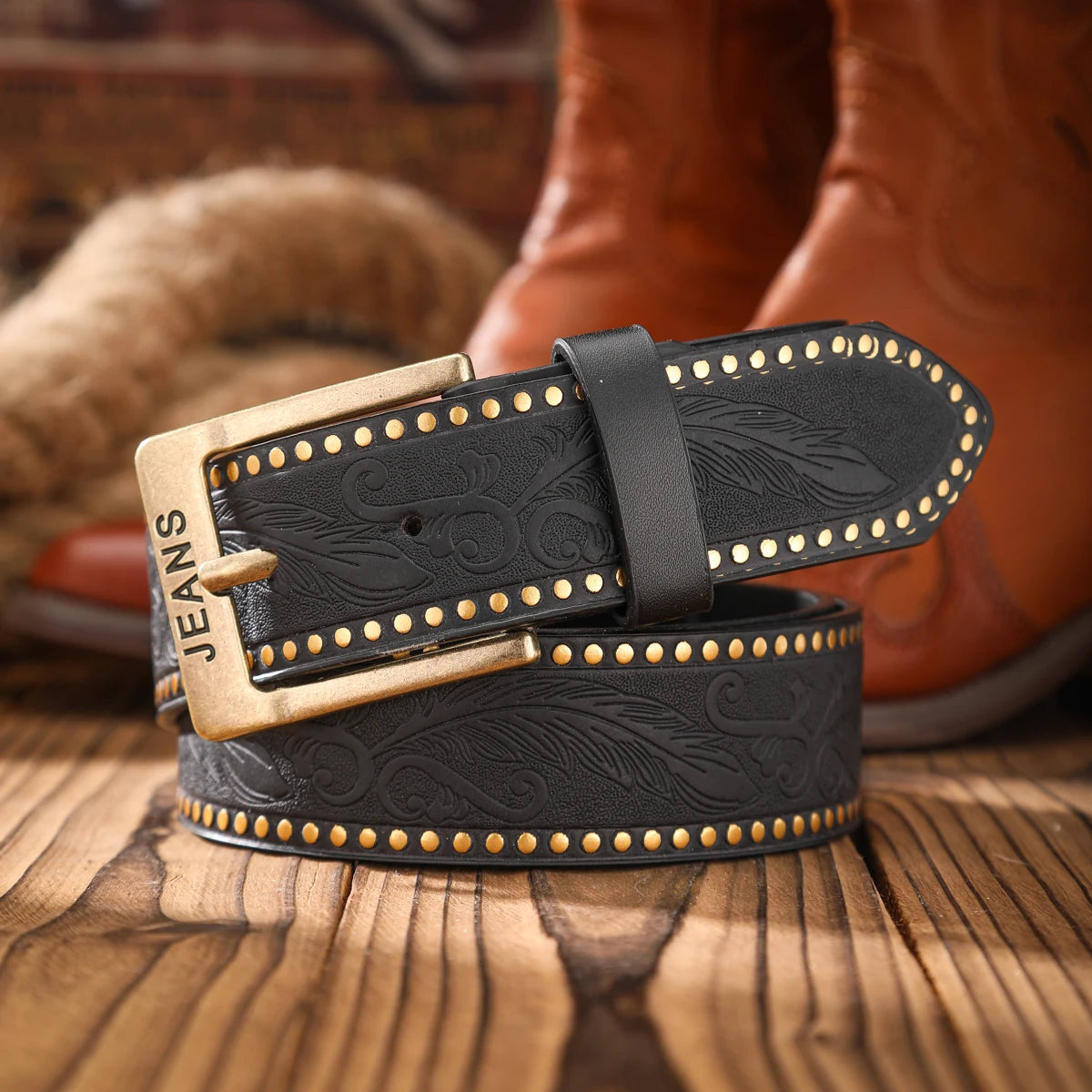Vintage meets fashion!  Alloy buckle PU belt, suitable for both men and women, to create a personalized Western style